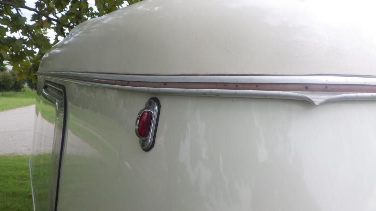 ��% metaKeywords %��